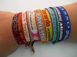 PULSERAS BORDADAS