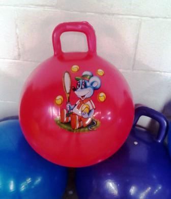 PELOTA SALTARINA DE 18.5