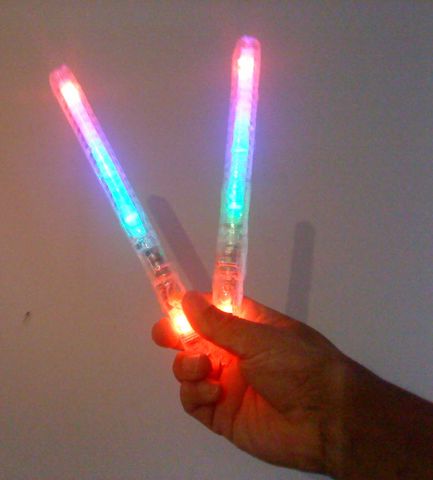 VARITAS CON LUZ LEDS DE COLORES
