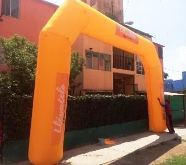 METAS INFLABLES CON PUBLICIDAD IMPRESA