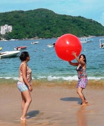 PELOTAS PLAYERAS DE TELA PLÁSTICA